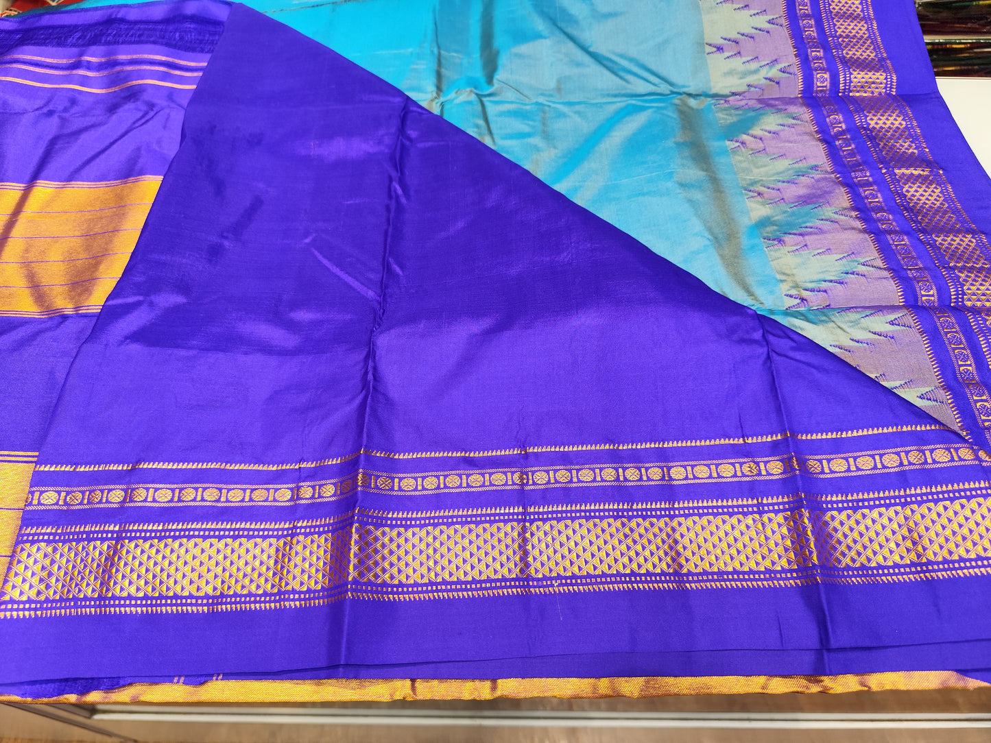 Ilkal Silk Plain Temple Saree | Sky Blue & Dark Blue