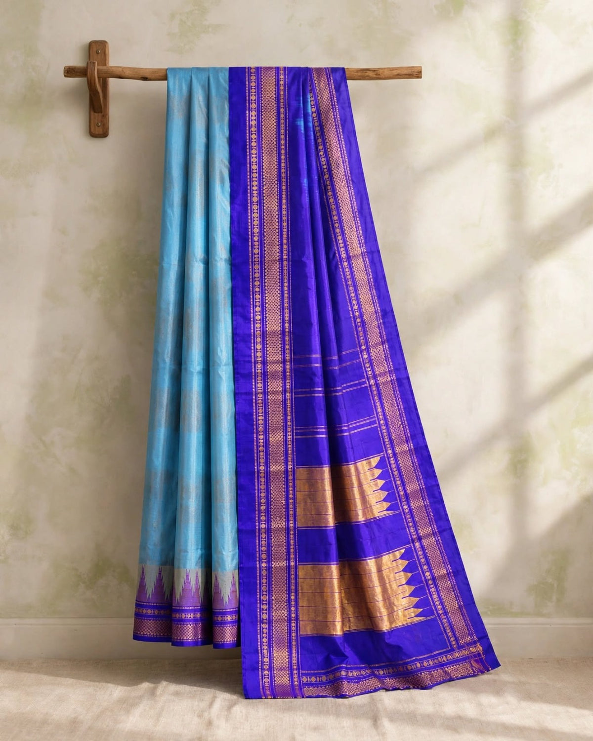 Ilkal Silk Plain Temple Saree | Sky Blue & Dark Blue