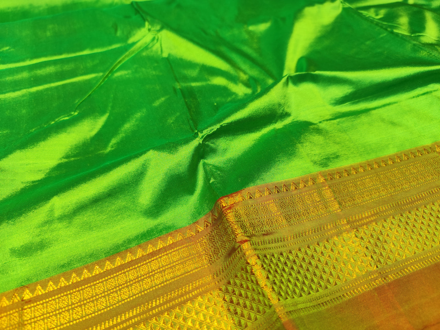 Ilkal Silk Saree | Green & Red
