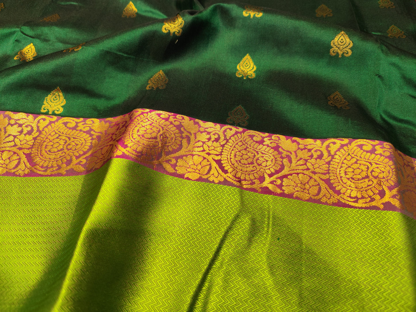 Kanjeevaram Silk Saree | Dark Green & Pink