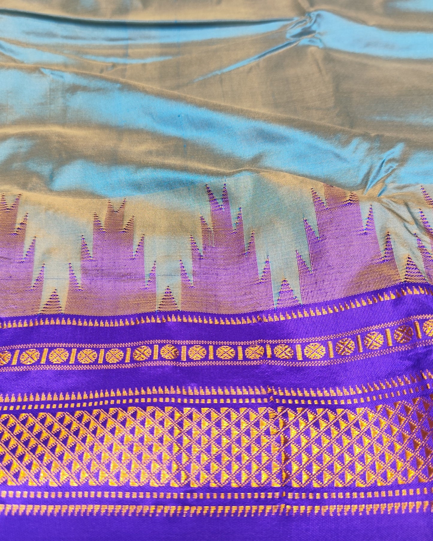 Ilkal Silk Plain Temple Saree | Sky Blue & Dark Blue